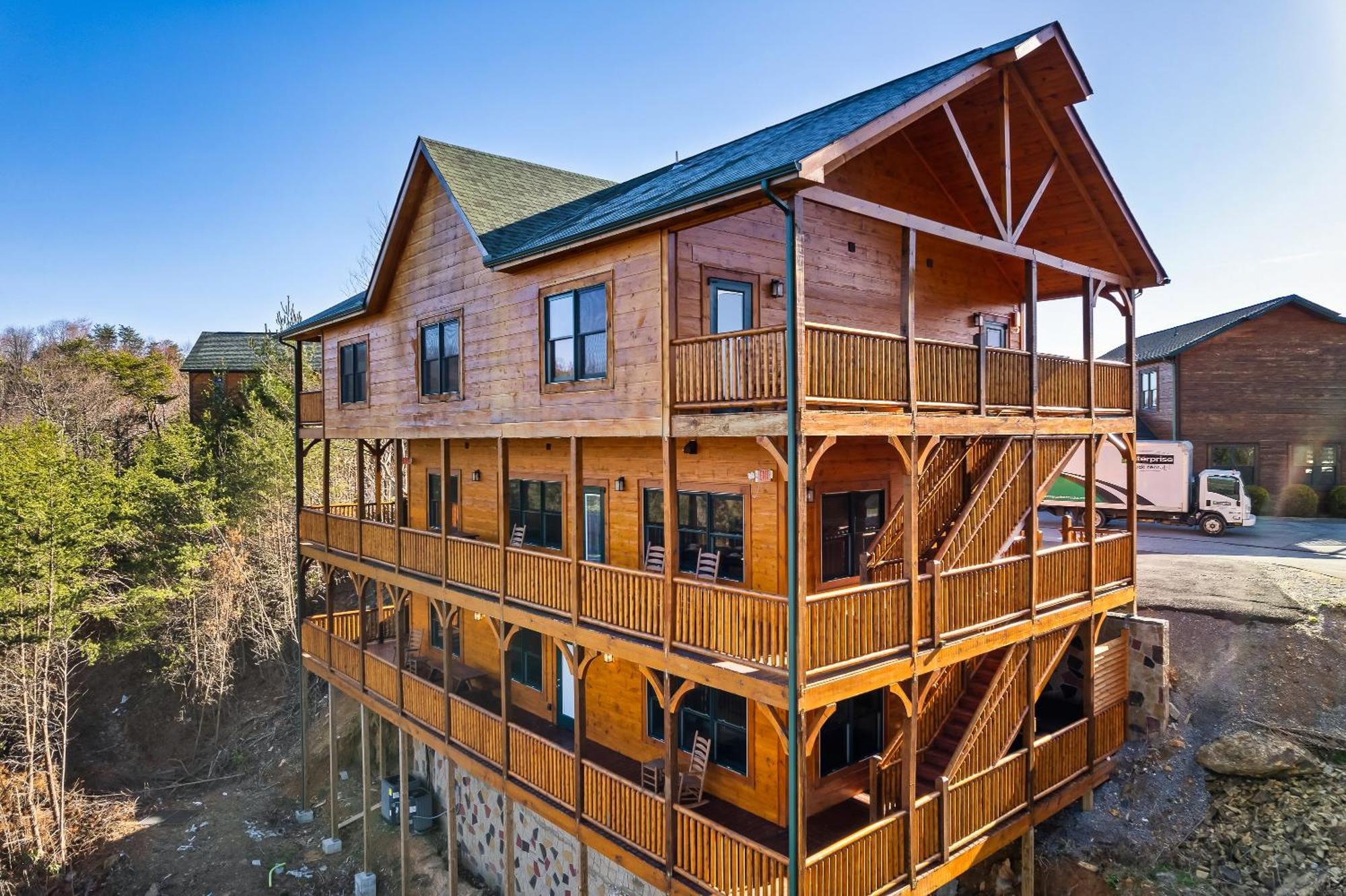 Full Equipped Cabin With A Pool And Game Room Smokies Views Gatlinburg Eksteriør bilde