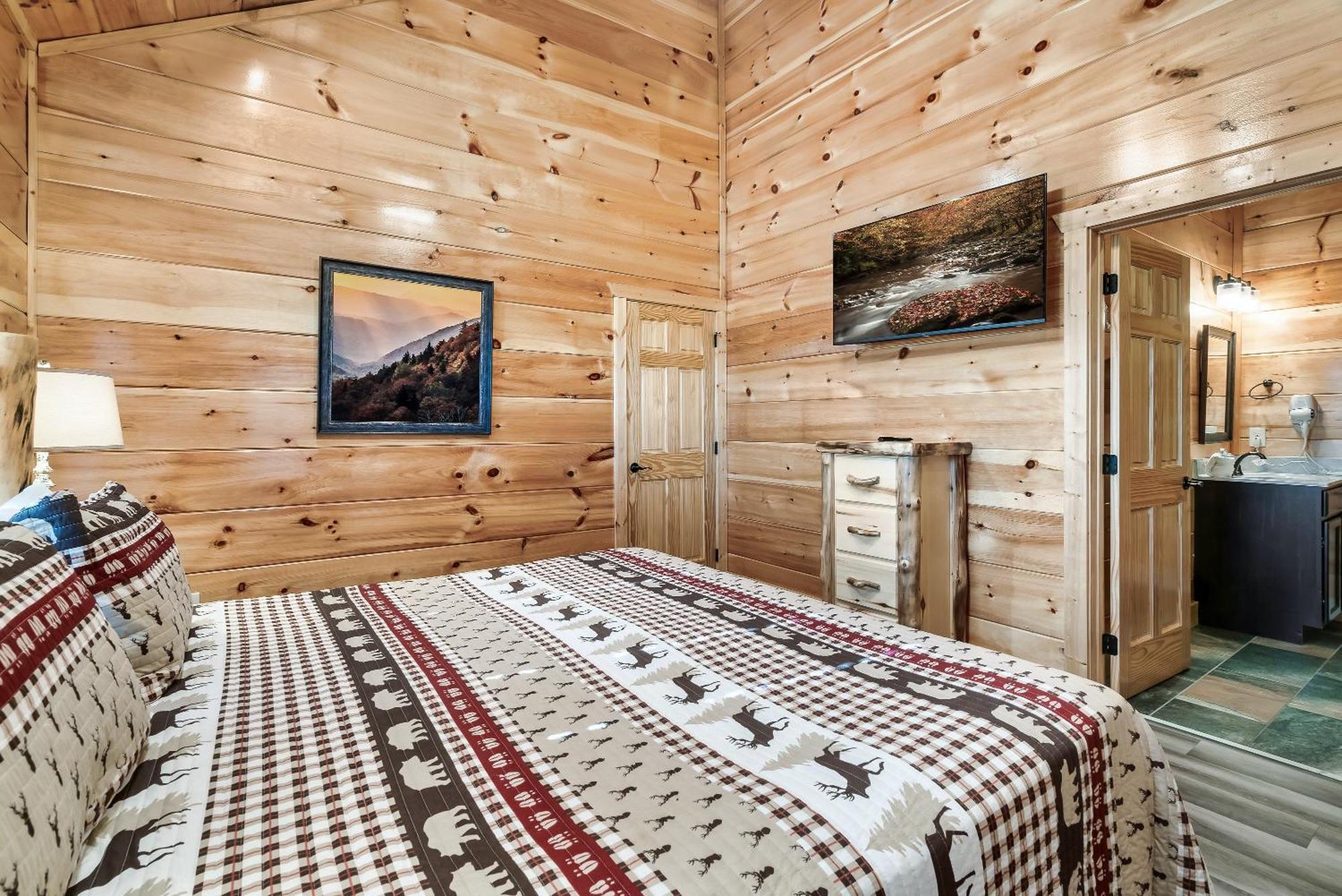 Full Equipped Cabin With A Pool And Game Room Smokies Views Gatlinburg Eksteriør bilde
