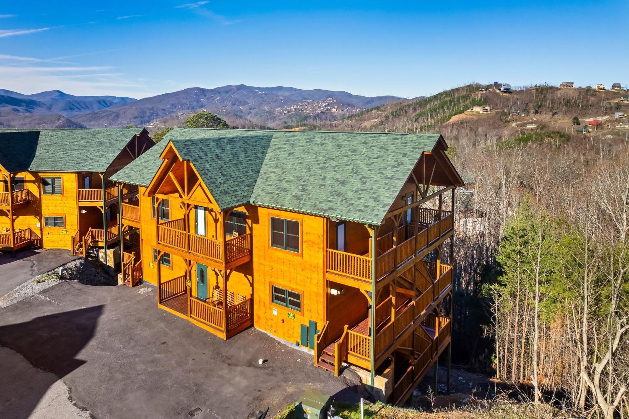 Full Equipped Cabin With A Pool And Game Room Smokies Views Gatlinburg Eksteriør bilde