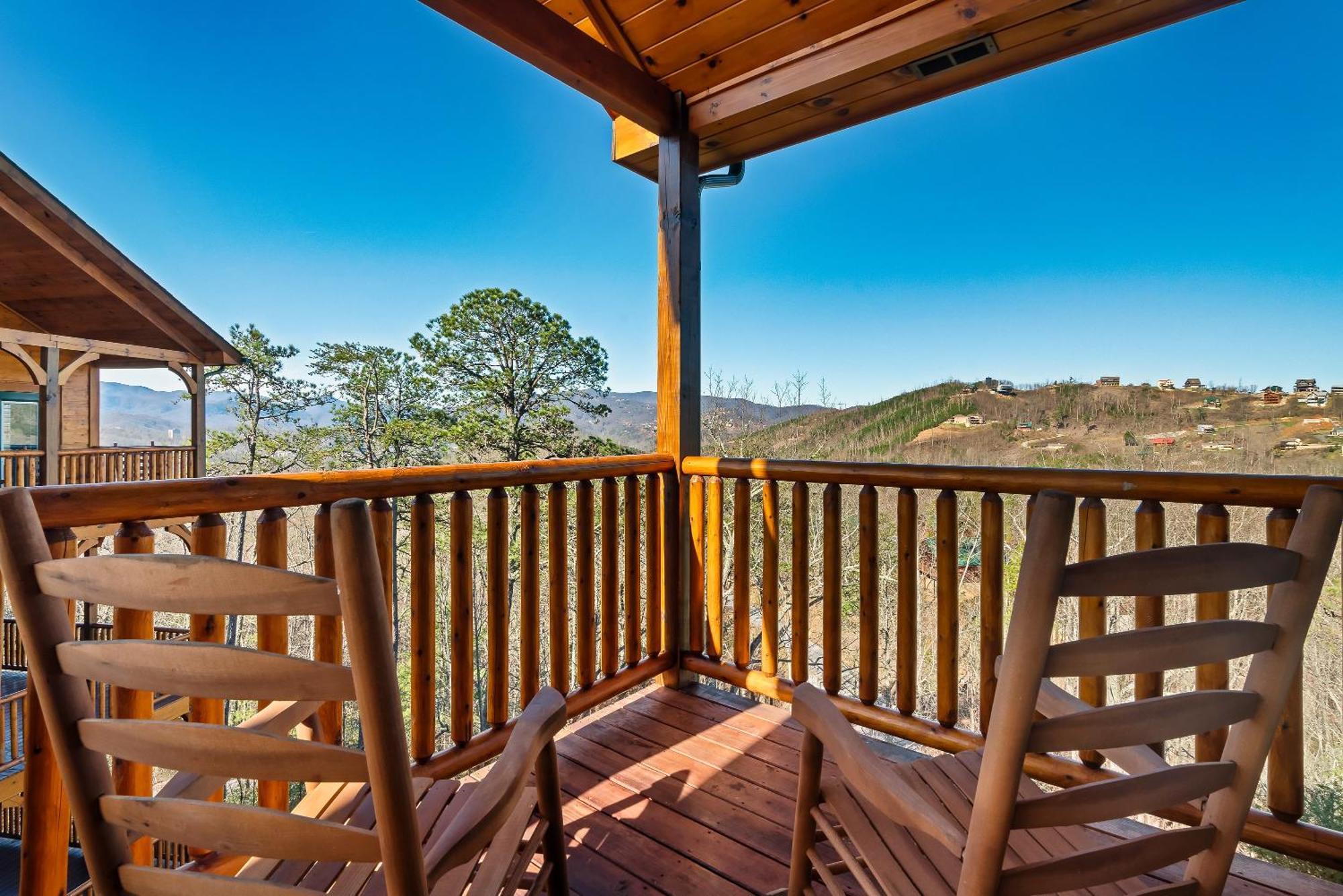 Full Equipped Cabin With A Pool And Game Room Smokies Views Gatlinburg Eksteriør bilde