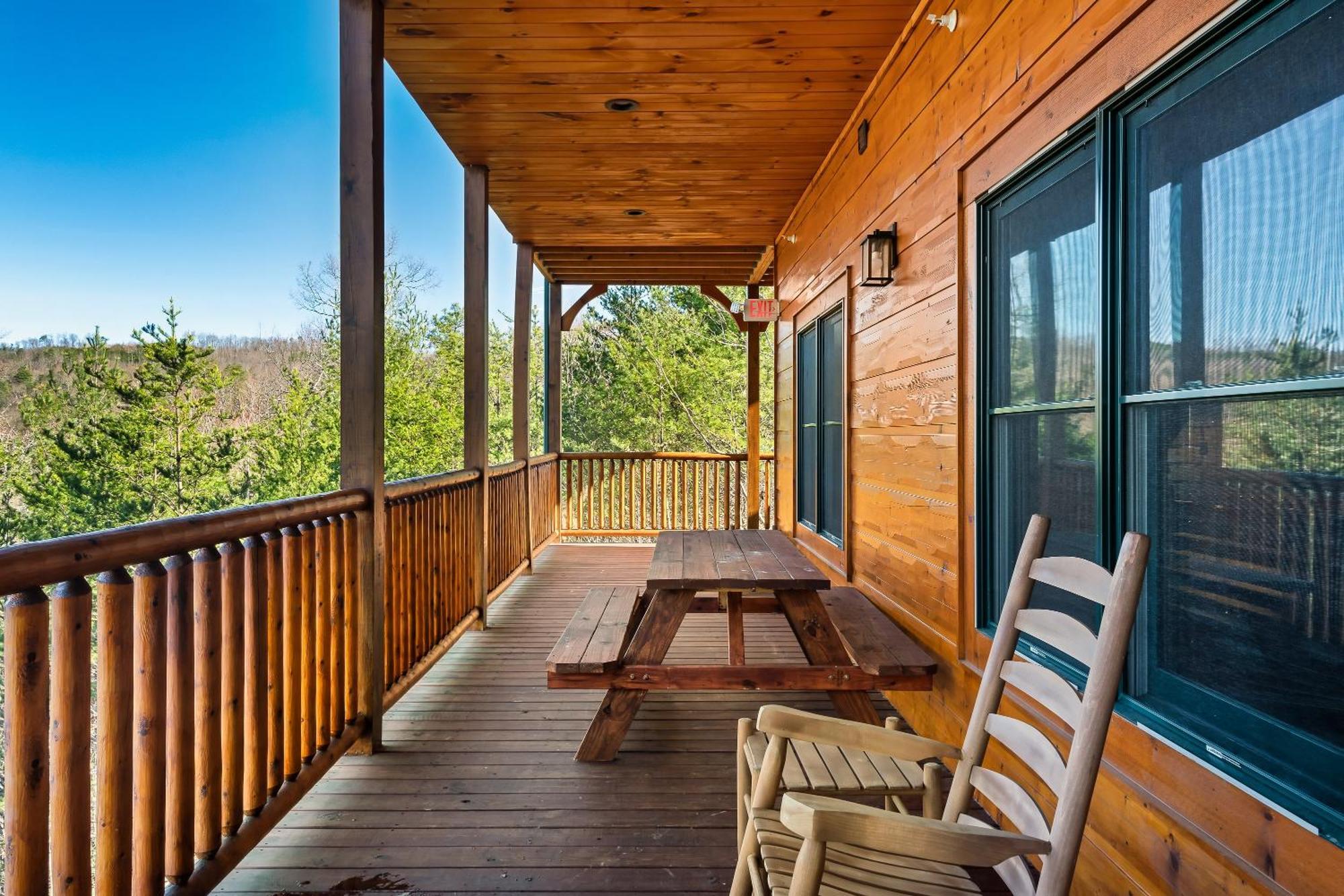 Full Equipped Cabin With A Pool And Game Room Smokies Views Gatlinburg Eksteriør bilde