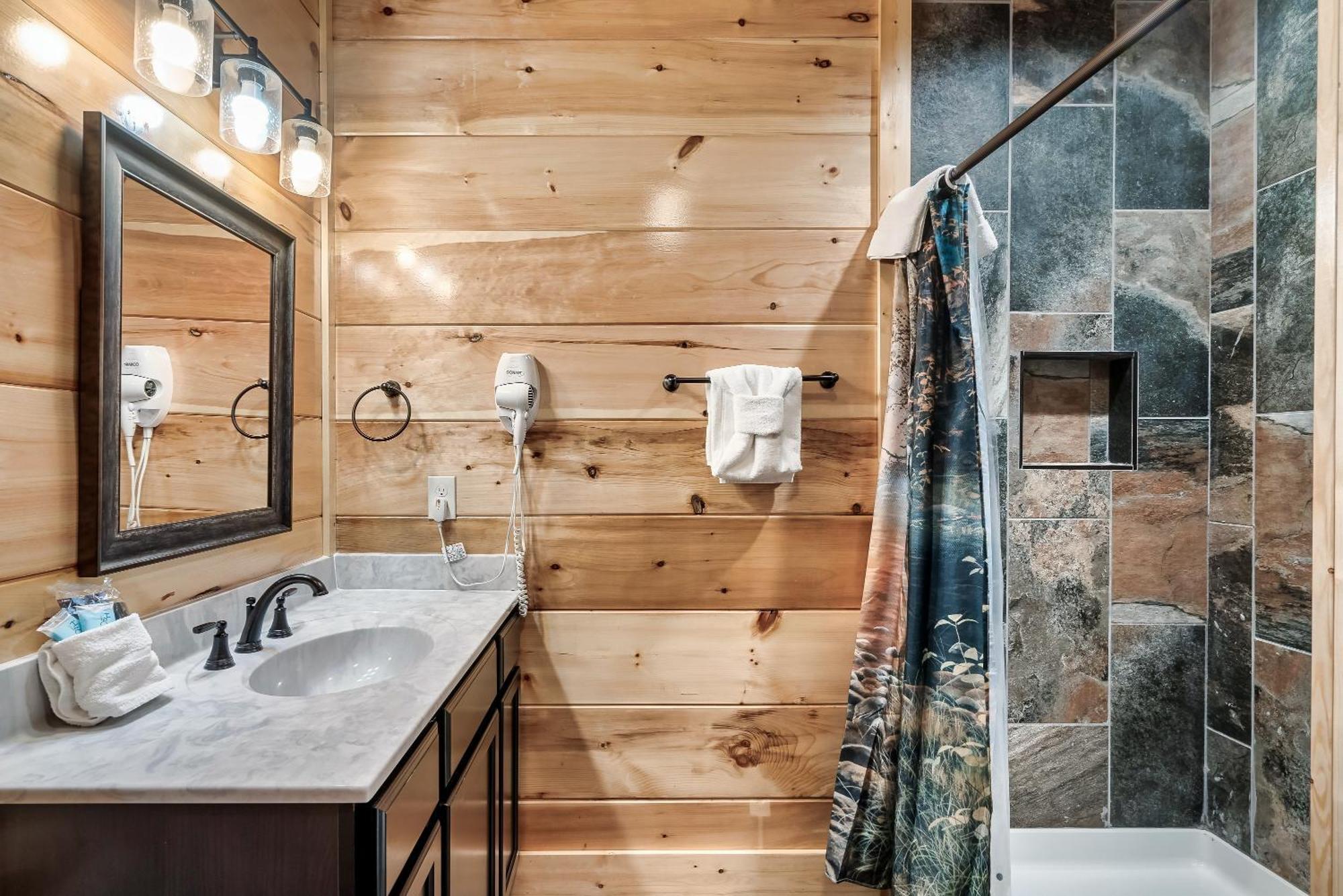 Full Equipped Cabin With A Pool And Game Room Smokies Views Gatlinburg Eksteriør bilde