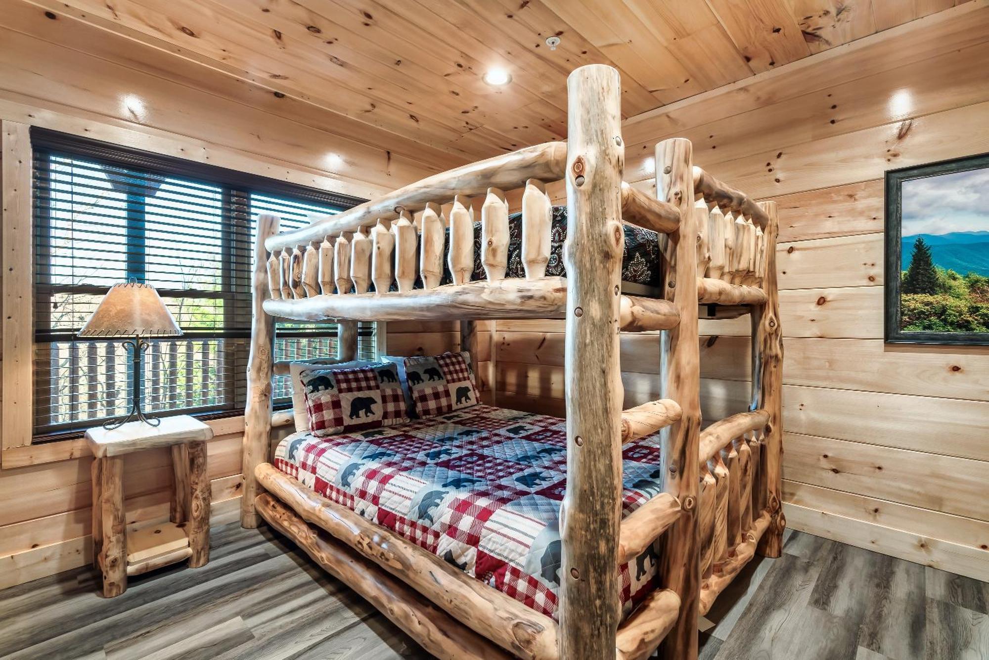 Full Equipped Cabin With A Pool And Game Room Smokies Views Gatlinburg Eksteriør bilde